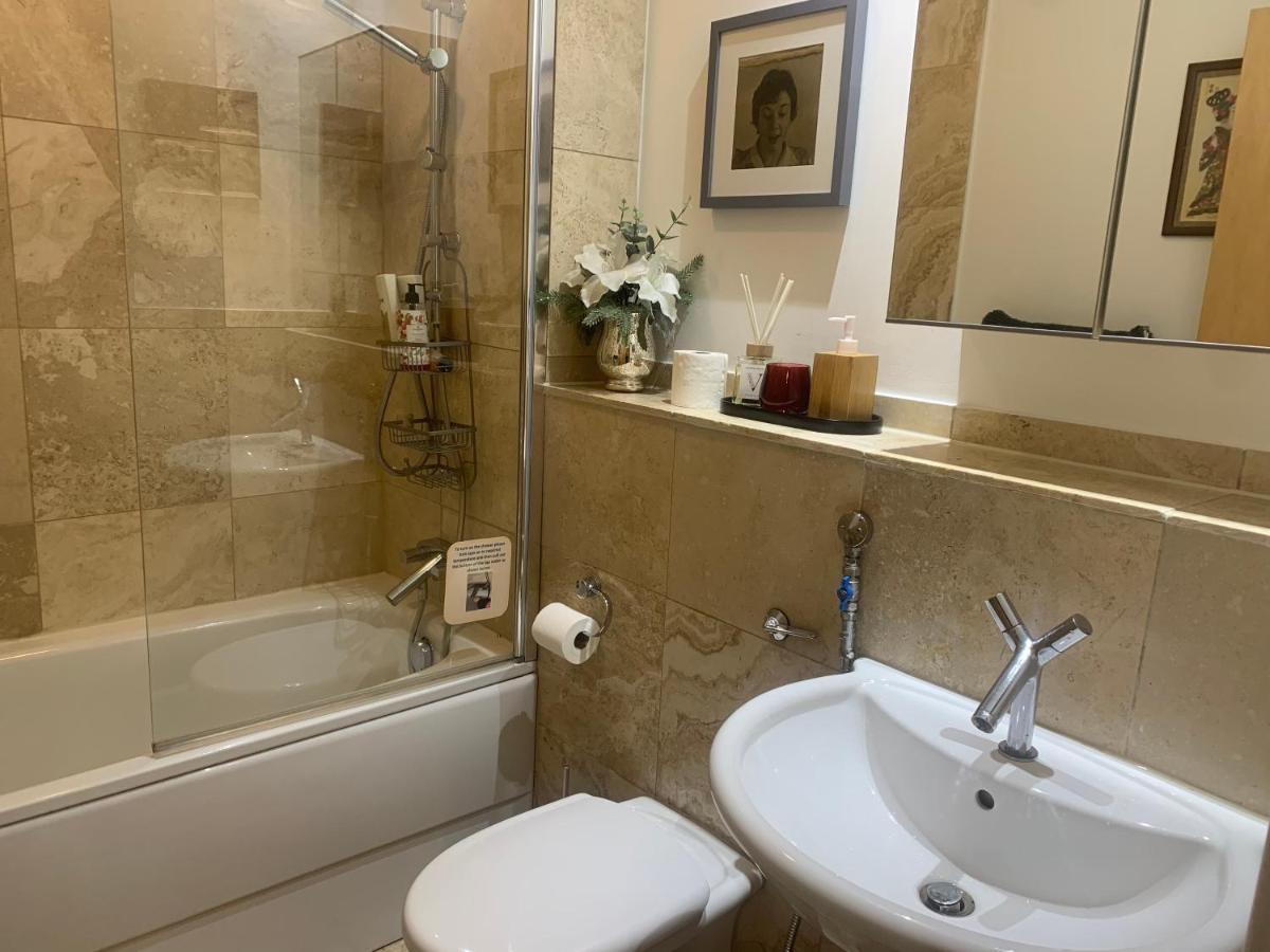 Leeds City Centre Luxury 2 Bed Apartment Sleeps 6 Fantastic Views ภายนอก รูปภาพ
