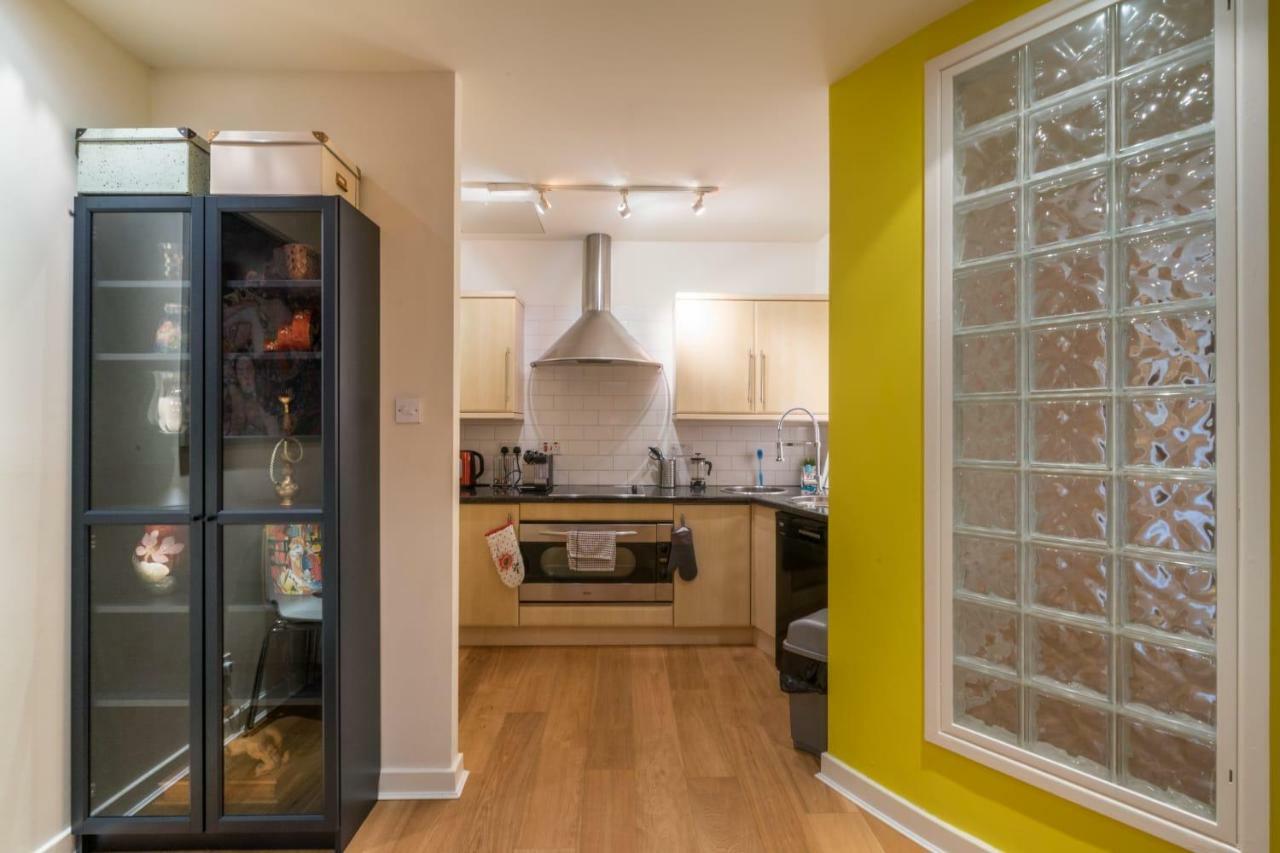 Leeds City Centre Luxury 2 Bed Apartment Sleeps 6 Fantastic Views ภายนอก รูปภาพ